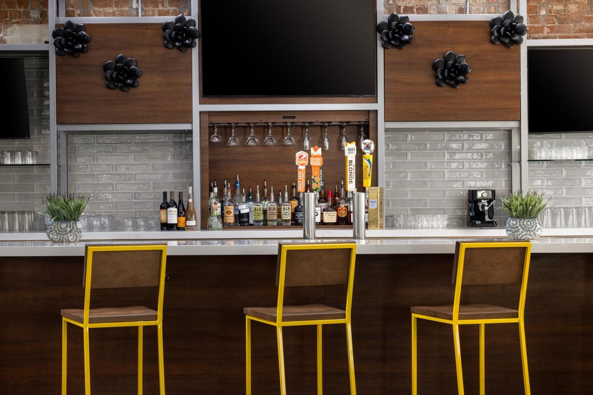 Home2 Suites By Hilton Phoenix Downtown Экстерьер фото